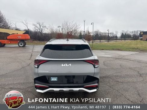 Certified 2023 Kia Sportage SX image 4