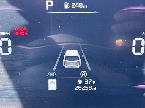 Used 2023 Kia Telluride EX X-Line image 8