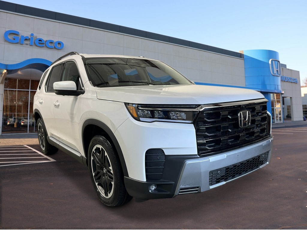 New 2026 Honda Pilot Touring image 9