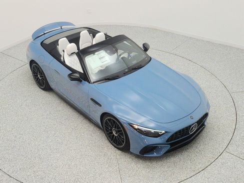 New 2026 Mercedes-Benz SL 63 AMG S e Performance 4MATIC image 19