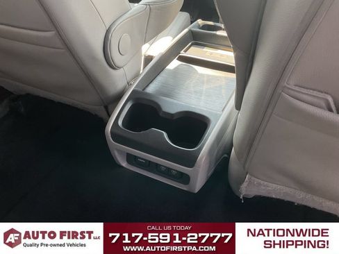 Used 2018 Honda Odyssey Elite image 14
