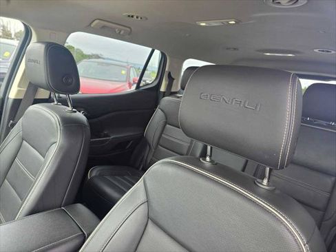 Used 2023 GMC Acadia Denali FWD image 26