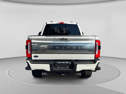 Used 2023 Ford F350 Limited AWD/4WD image 4