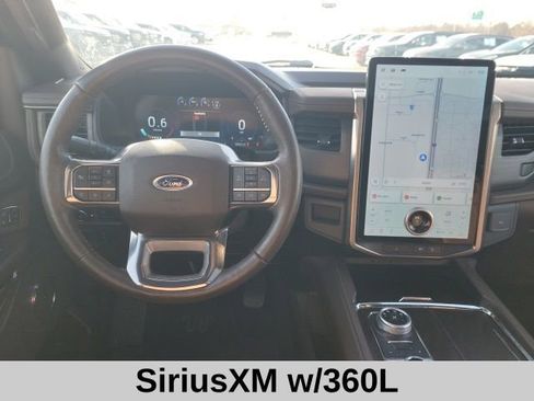 Used 2022 Ford Expedition Max King Ranch image 4