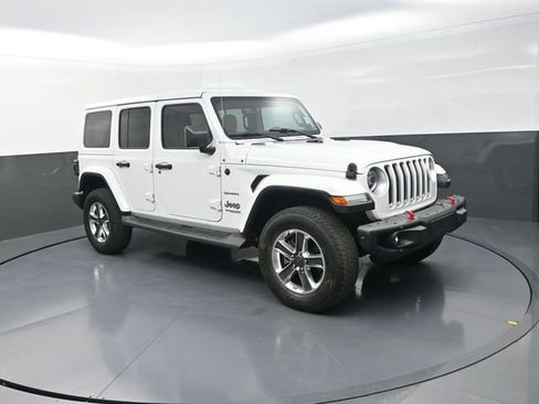 Used 2021 Jeep Wrangler Unlimited Sahara AWD/4WD image 10