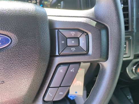 Used 2017 Ford F150 XLT AWD/4WD image 17