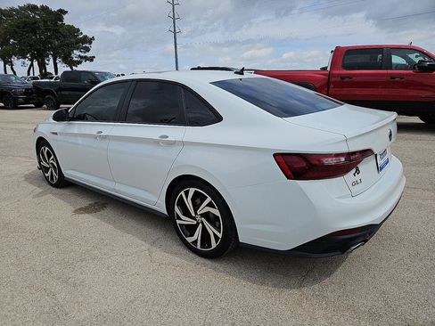 Used 2024 Volkswagen Jetta GLI Autobahn FWD image 4