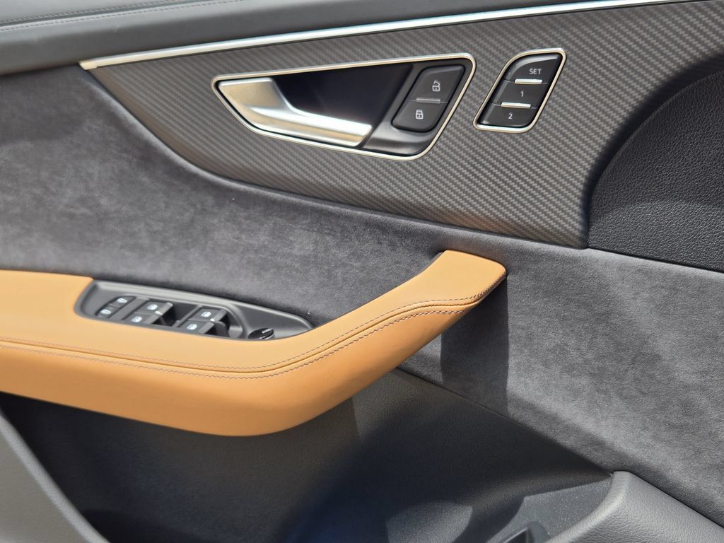 New 2026 Audi RS Q8 performance AWD/4WD image 27