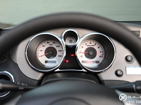 Used 2006 Pontiac Solstice Convertible w/ Power Package image 29