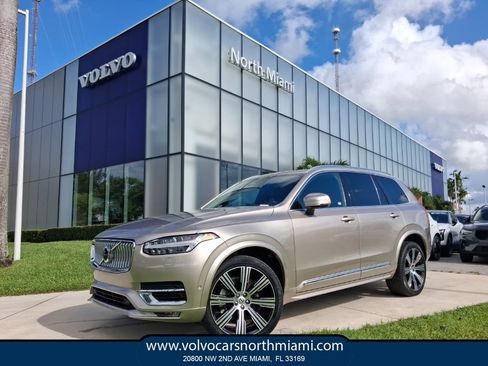 Used 2024 Volvo XC90 B5 Plus w/ Protection Package Premier AWD/4WD image 1