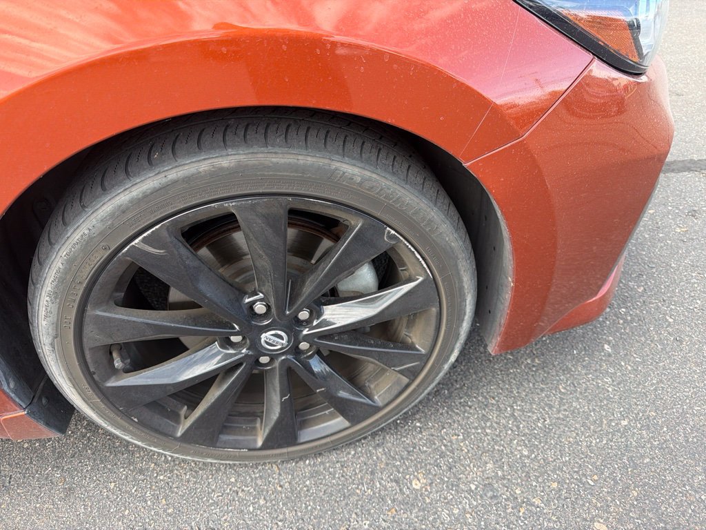 Used 2019 Nissan Maxima SR w/ Premium Package FWD image 15