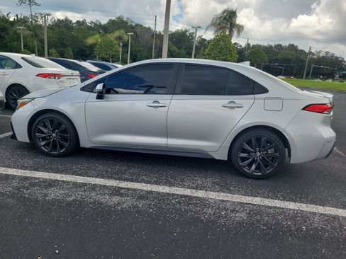 Used 2023 Toyota Corolla SE FWD image 8