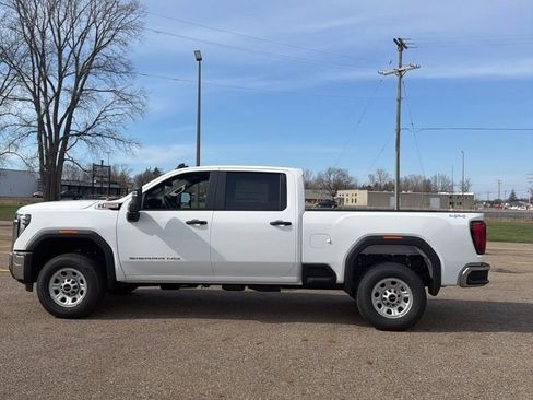 New 2026 GMC Sierra 3500 Pro AWD/4WD image 8