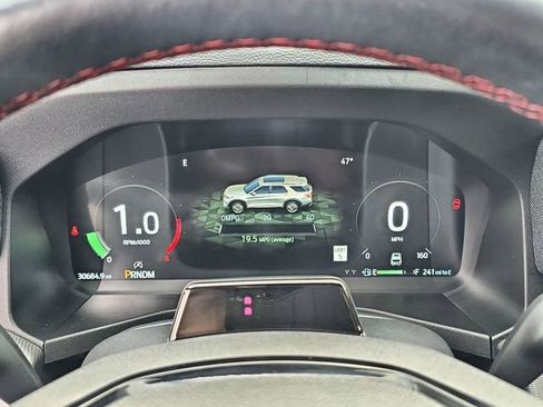 Used 2025 Ford Explorer ST image 23