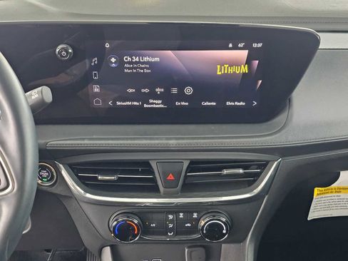 Used 2024 Buick Encore GX Preferred image 25