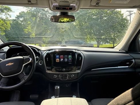 Used 2019 Chevrolet Traverse LT FWD image 7