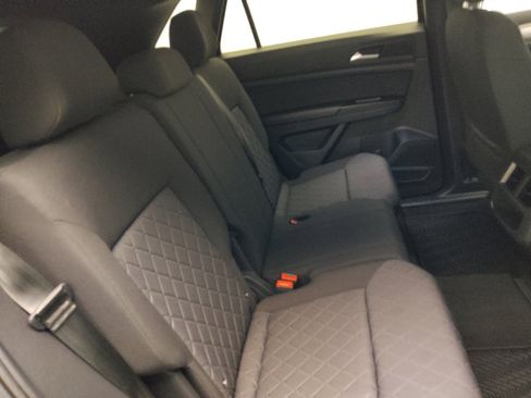 Used 2020 Volkswagen Atlas Cross Sport S image 19