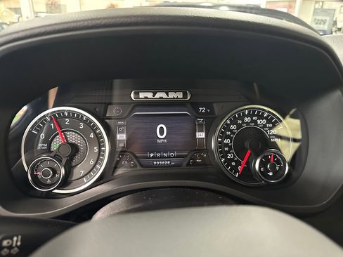 Used 2023 RAM 1500 Big Horn AWD/4WD image 19