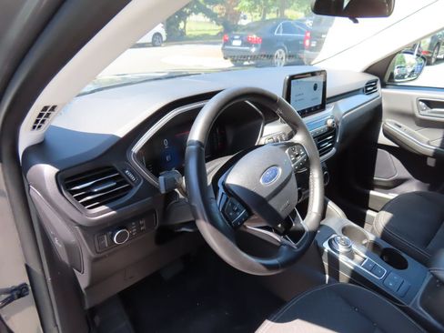 Used 2024 Ford Escape Active AWD/4WD image 14