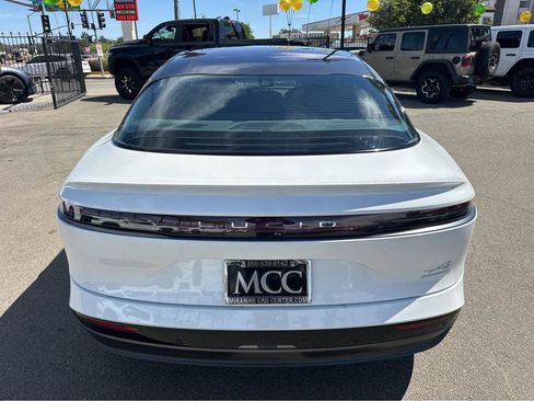 Used 2024 Lucid Air Touring image 12