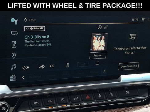 Used 2023 Chevrolet Silverado 1500 LT Trail Boss w/ LT Trail Boss Premium Package AWD/4WD image 22