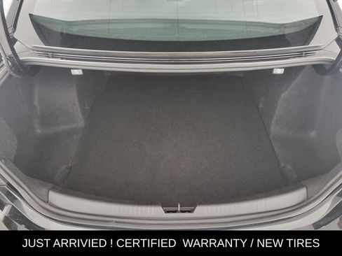 Used 2025 Chevrolet Malibu LT FWD image 16