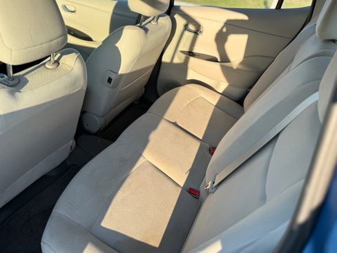 Used 2012 Nissan Leaf SL image 14