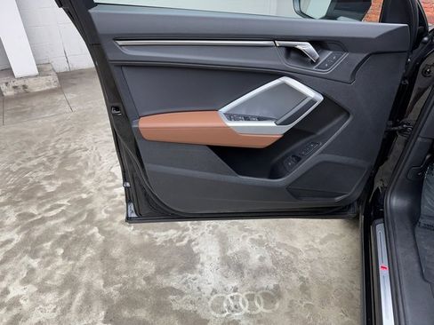 Used 2024 Audi Q3 2.0T Premium image 10