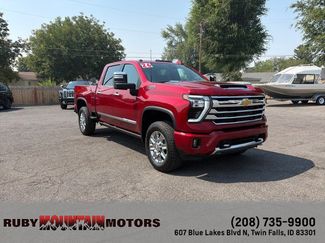 Used 2026 Chevrolet Silverado 3500 High Country w/ High Country Premium Package AWD/4WD video 1
