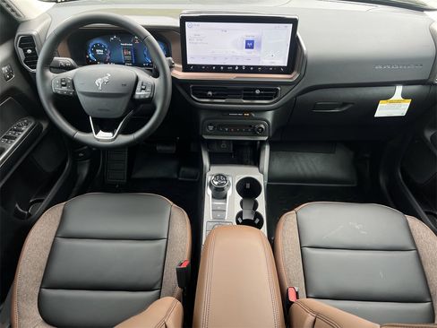 New 2025 Ford Bronco Sport Outer Banks w/ Sasquatch Outer Banks Package image 2