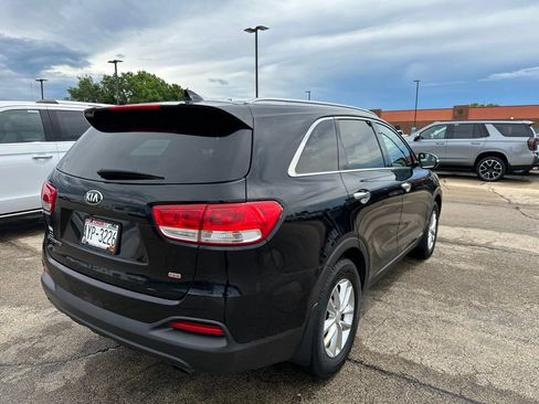 Used 2016 Kia Sorento AWD image 5