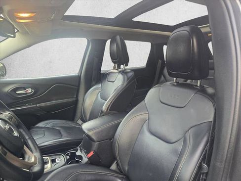 Used 2014 Jeep Cherokee Limited image 12