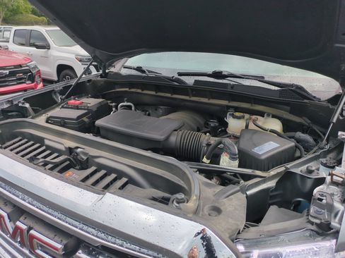 Used 2021 GMC Sierra 1500 SLT w/ SLT Premium Package AWD/4WD image 32