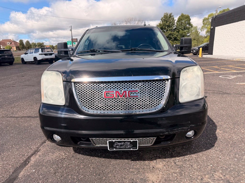 Used 2011 GMC Yukon XL Denali AWD/4WD image 12