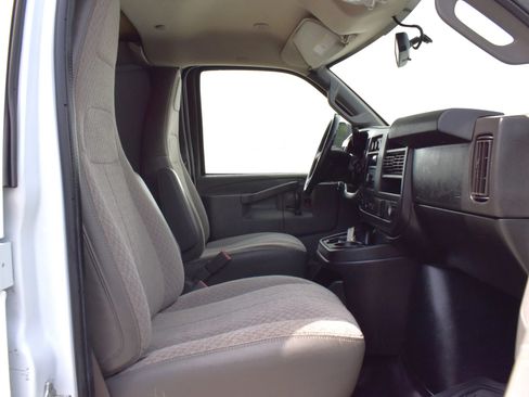 Used 2021 Chevrolet Express 2500 Extended w/ Driver Convenience Package RWD image 46