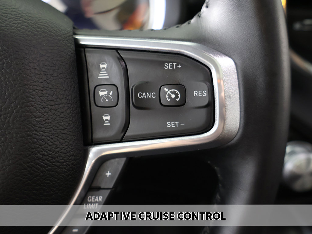 Used 2023 RAM 1500 Laramie AWD/4WD image 5