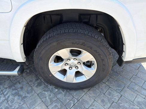 Used 2025 RAM 1500 Big Horn AWD/4WD image 10