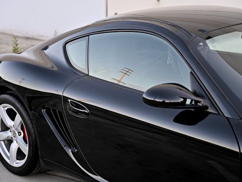 Used 2006 Porsche Cayman S RWD image 41