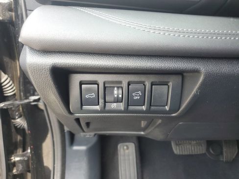 Used 2022 Subaru Outback Limited image 17