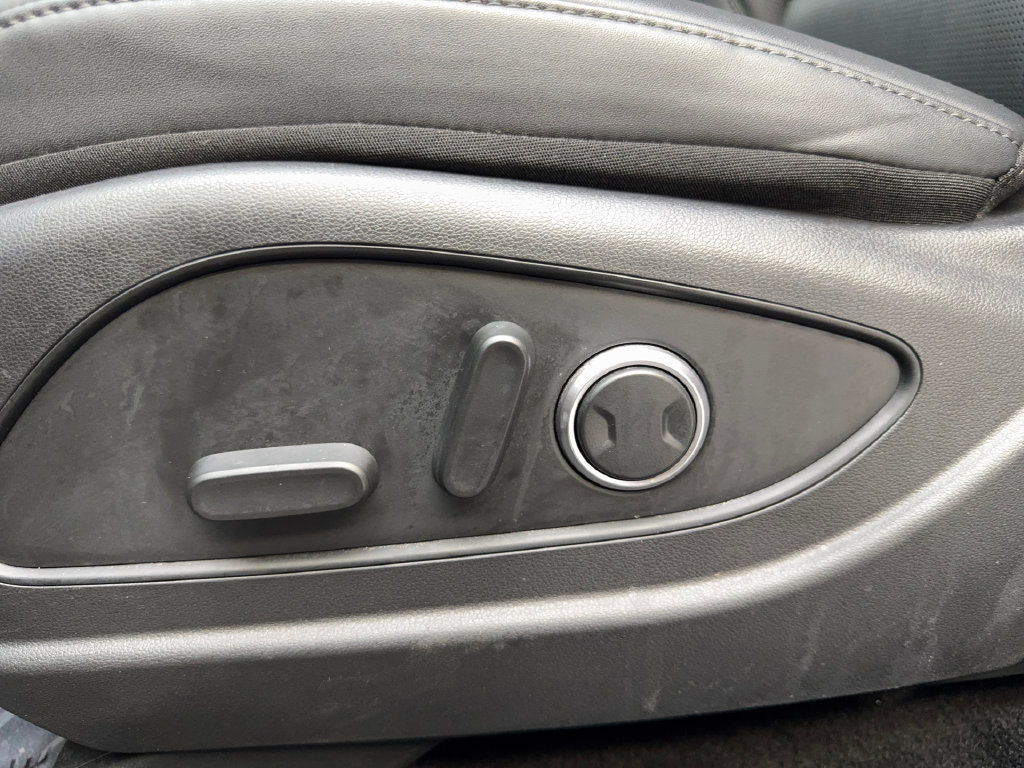 Used 2026 Hyundai Palisade SEL FWD image 29