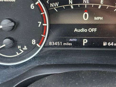 Used 2023 Nissan Rogue SL w/ SL Premium Package image 17