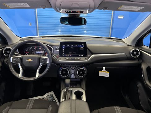 Used 2024 Chevrolet Blazer LT w/ Convenience Package FWD image 26