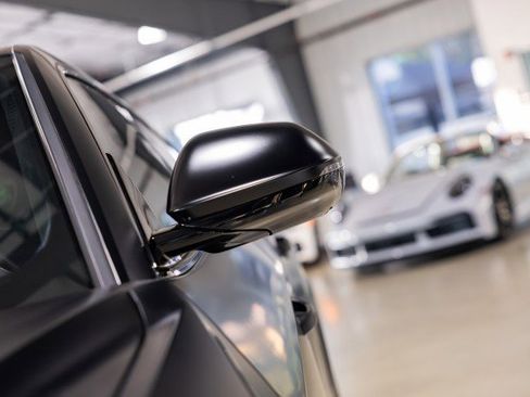 Used 2023 Lamborghini Urus S image 7