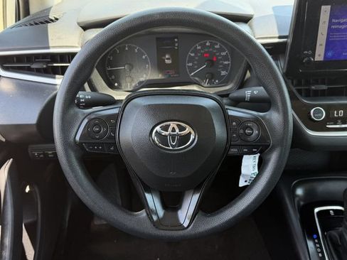 Used 2023 Toyota Corolla LE FWD image 13