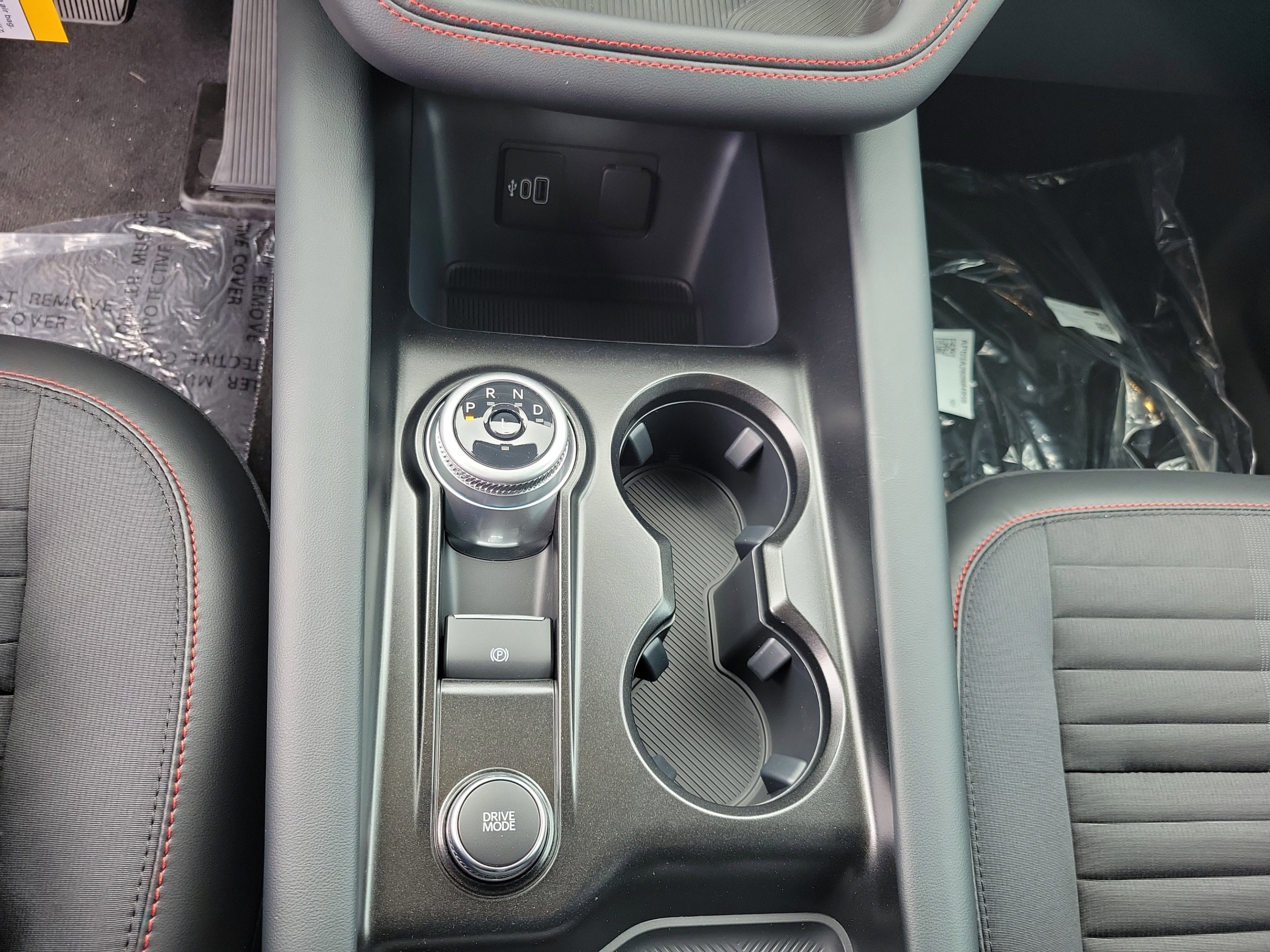 New 2026 Ford Explorer ST-Line w/ ST-Line Street Pack RWD image 28
