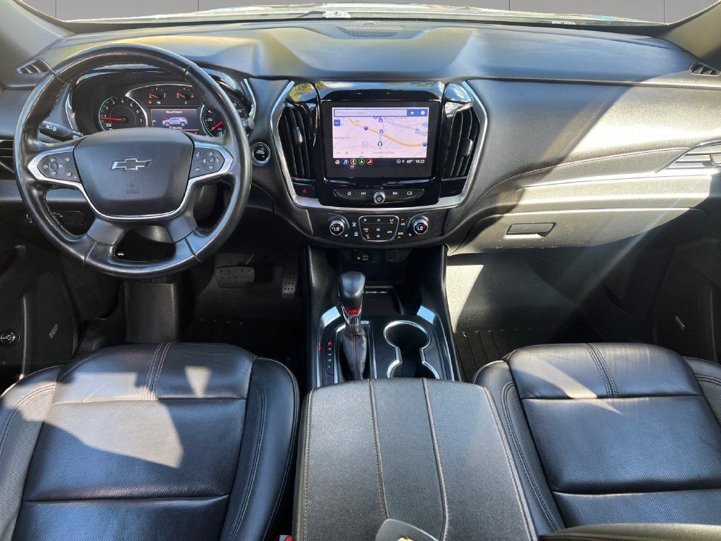 Used 2023 Chevrolet Traverse RS AWD/4WD image 12