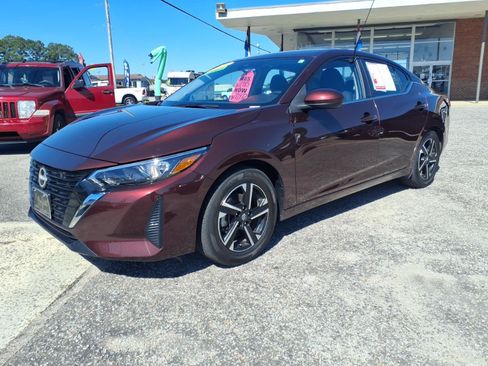 Used 2025 Nissan Sentra SV FWD image 5