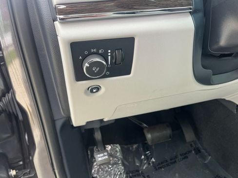 Used 2021 Jeep Grand Cherokee Summit AWD/4WD image 42