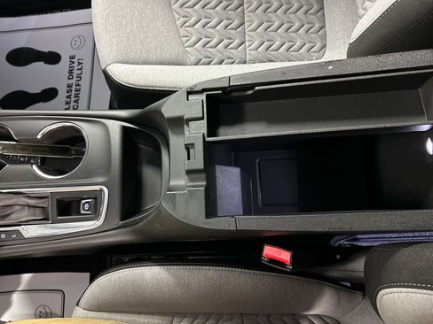 Used 2024 Chevrolet Equinox LS w/ LS Convenience Package FWD image 21