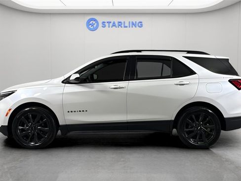 Certified 2022 Chevrolet Equinox RS image 3